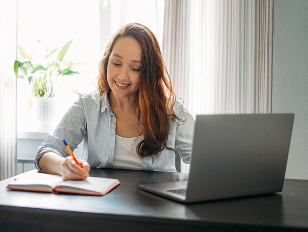 Seleção de professores-autores para elaboração do Material Didático do Novo Ensino Médio CNEC